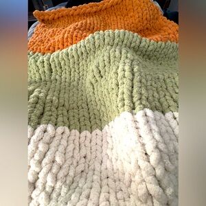 Handmade Chunky knit throw blanket